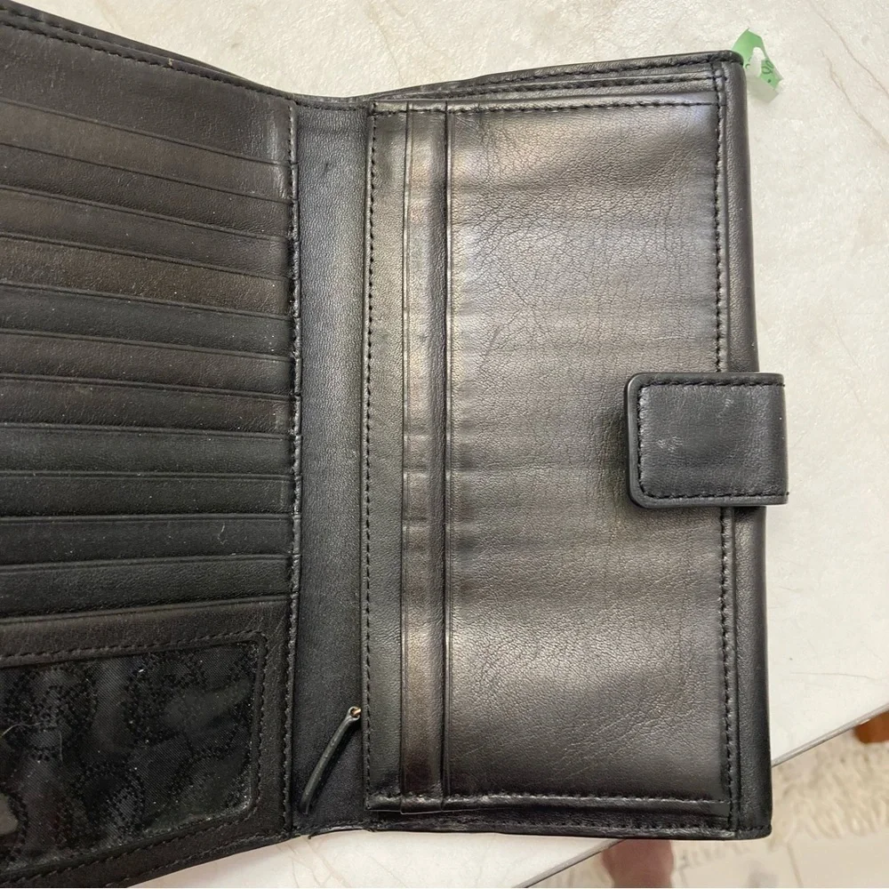 Michael Kors black leather clutch wallet